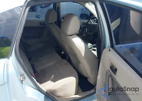 2008 Ford Focus S from USA, damaged, VIN 1FAHP34N98W251796